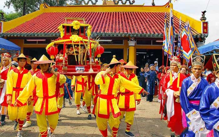 Bai Dinh Pagoda Festival